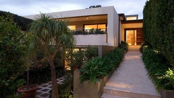 Alex Popov-designed trophy home listing amid cloudy Bellevue Hill prestige outlook