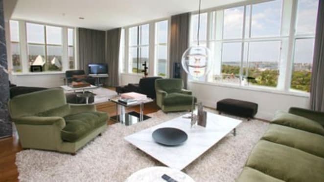 Mark Bouris lists his Astor apartment on Sydney's high society Macquarie Street