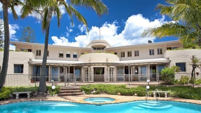 IT entrepreneur Danny Wallis spends $7 million for Brinbara on Sunshine Beach
