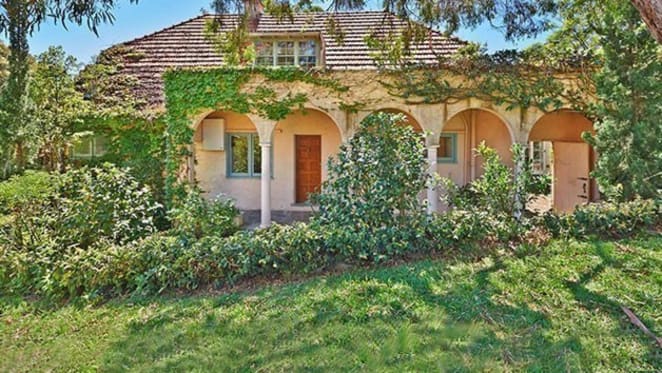 Professor Leslie Wilkinson's last renovation - a 1930s Vaucluse home sells for $3.26 million