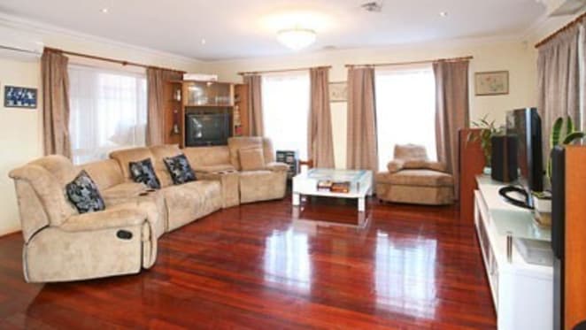 Sheriff selling $630,000 Braybrook house for $1,000 had duty to obtain fair price, court told