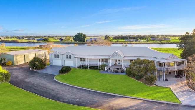 Nelsons Plains Queenslander on 120 acres hits the market