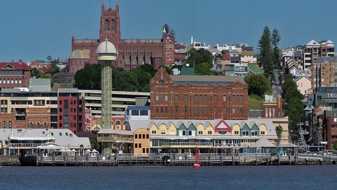 Newcastle housing and unit markets begin to decline: HTW Property Clock