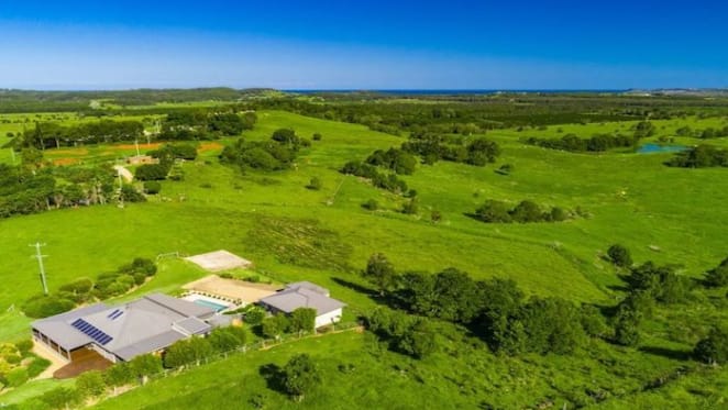 Fashion designer Kelli Wharton buys Byron Bay hinterland retreat