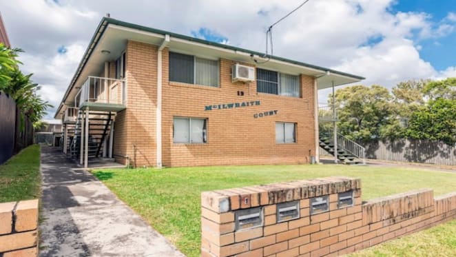 Norman Park block of flats sells over reserve