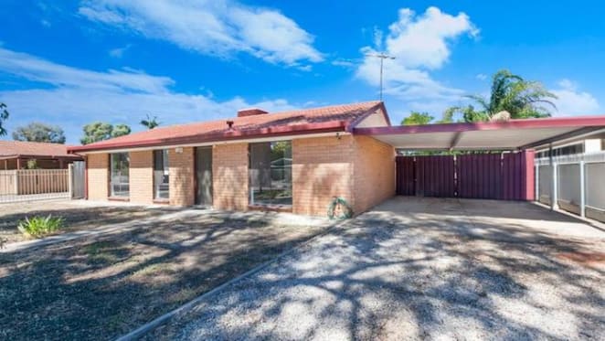 Paralowie three bedroom house sold by mortgagees on 7% yield