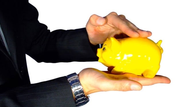 Consumers need critical thinking to fend off banks' bad behaviour