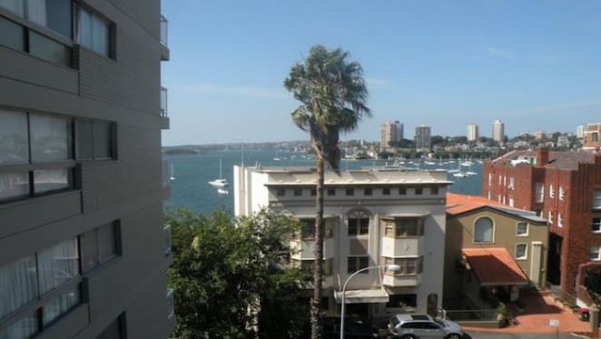 Bronwyn Bishop seeks Potts Point tenants
