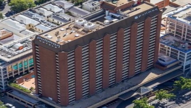 Melbourne's Pullman on the Park hotel for sale