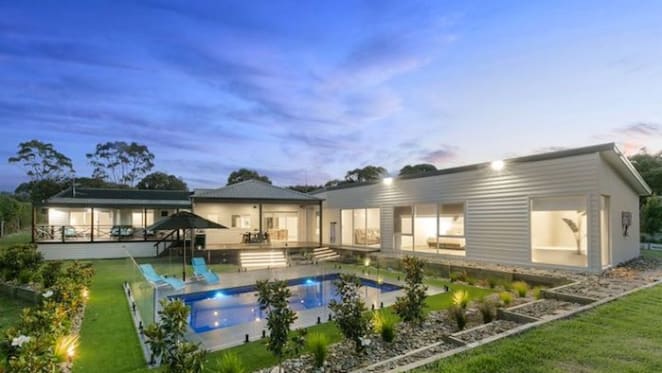 Rosebud trophy home listed at $1.85 million