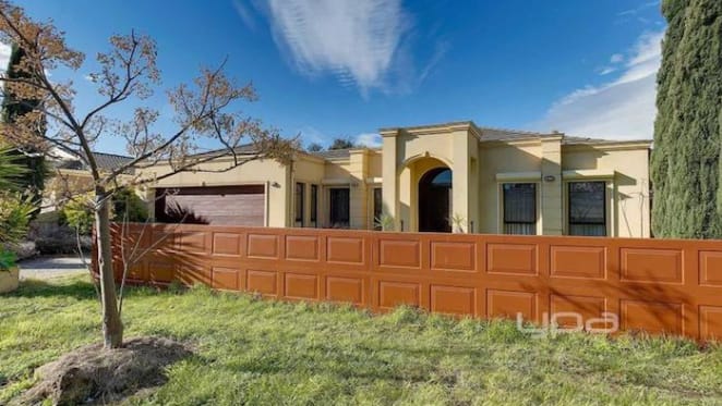Roxburgh Park three bedroom house listed by mortgagee