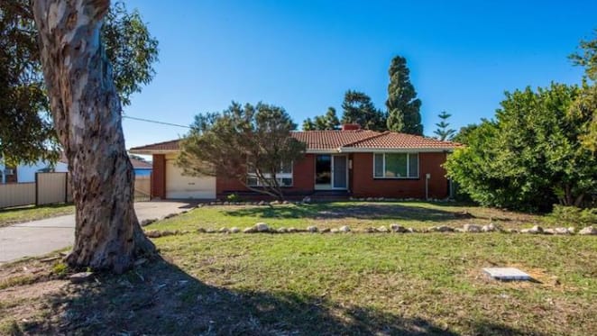 Mortgagee's substantial loss on three bedroom Spalding home
