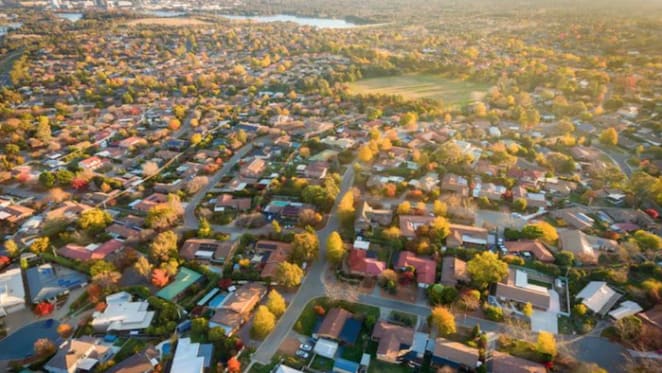 Where are Chinese migrants settling in Australia?