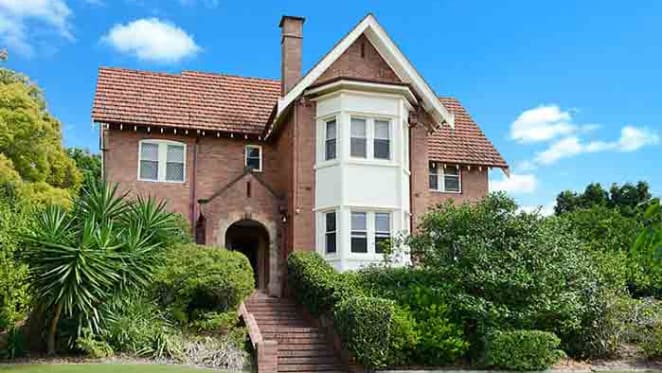 Domino's Don Meij sells Clayfield to downsize