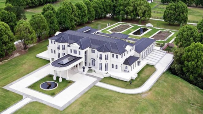 Ridong billionaire Riyu Li buys Bellagio La Villa, the Gold Coast hinterland mansion