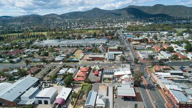 What type of properties offer the highest rental yields in Tamworth? HTW residential