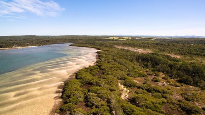 Tea Gardens, Port Stephens waterfront property on the market