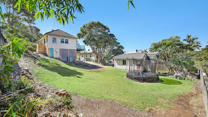 Rare 1950s Tugun beach house set for auction
