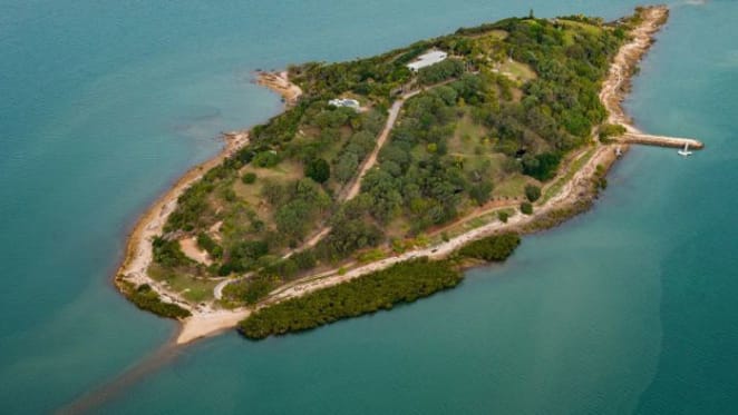 Billioniare buys Turtle Island off Gladstone, Queensland
