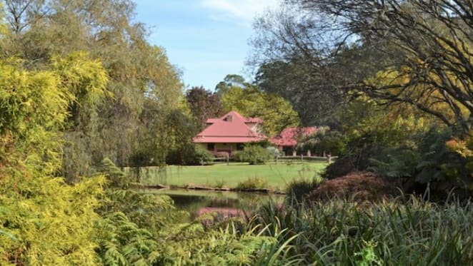 Radio host Kyle Sandilands buys in Southern Highlands