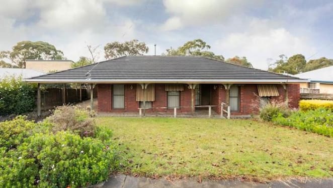 Mortgagee Warragul home going to auction