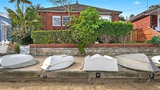 Linc's Peter Bond sells beachfront Watsons Bay semis in quick flip