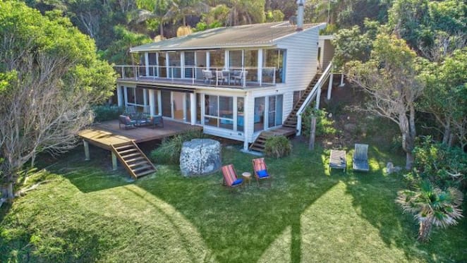 Harry M Miller's Wombarra retreat up for sale