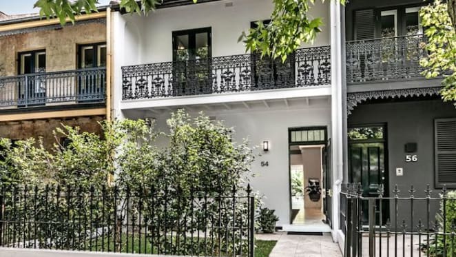Hutchison Telecommunication's Barry Roberts-Thomson lists Woollahra investment