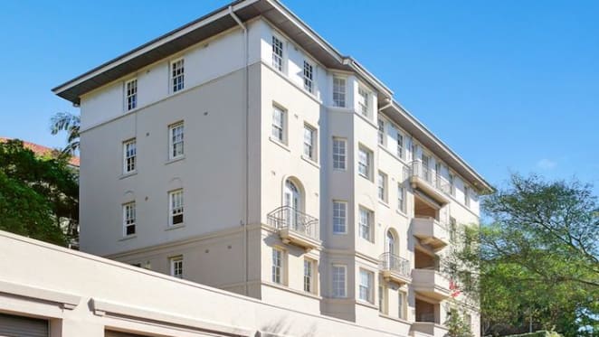 Late Liberal leader Peter Coleman's Woollahra apartment fails to sell