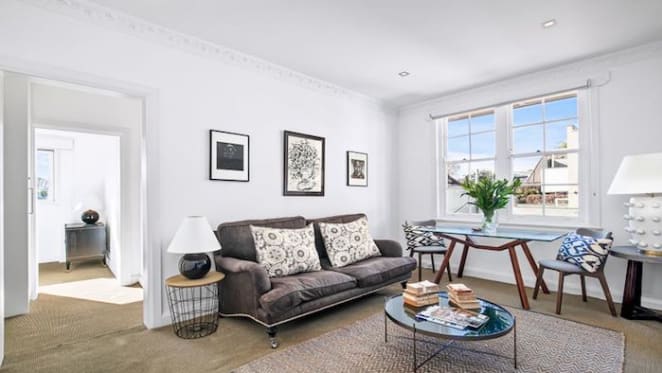 Leckie's Woollahra bolthole sells for $100,000 less than bought for