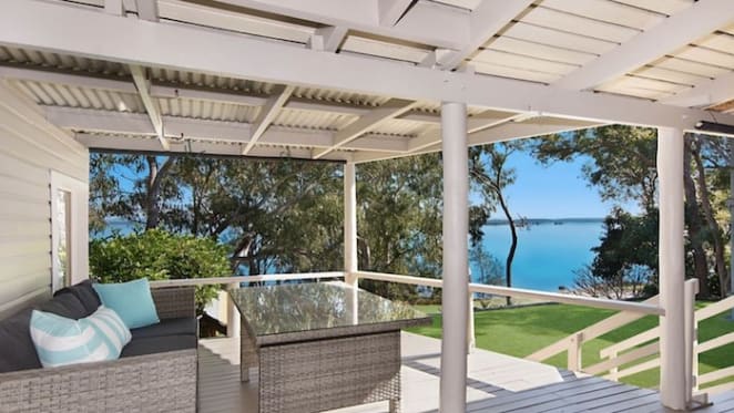 Capital city buyers take a break from auctions on long weekend