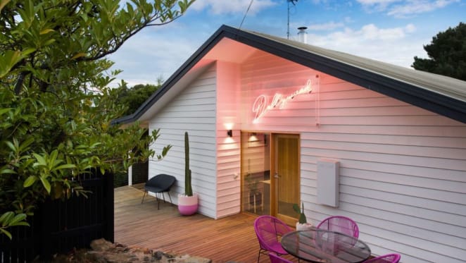 Model Megan Gale and former footballer Shaun Hampson purchase Dollywood Daylesford