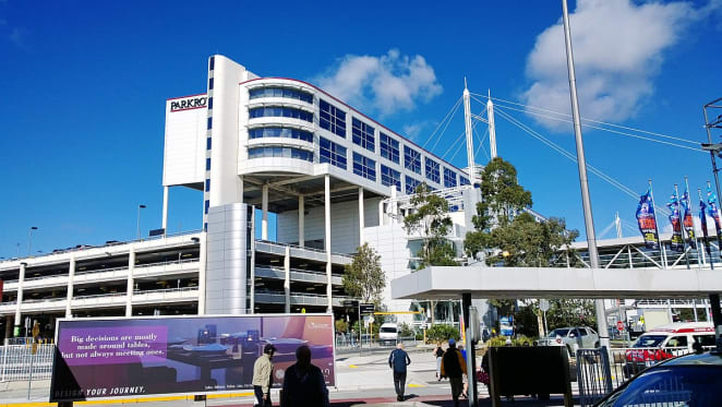 Federal Government wants to tip $5 billion into a Melbourne Airport Rail Link