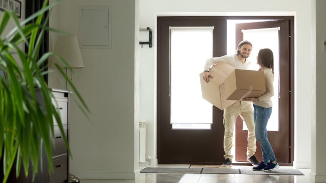 Looking to buy an investment property? Top 3 things you must do online first.