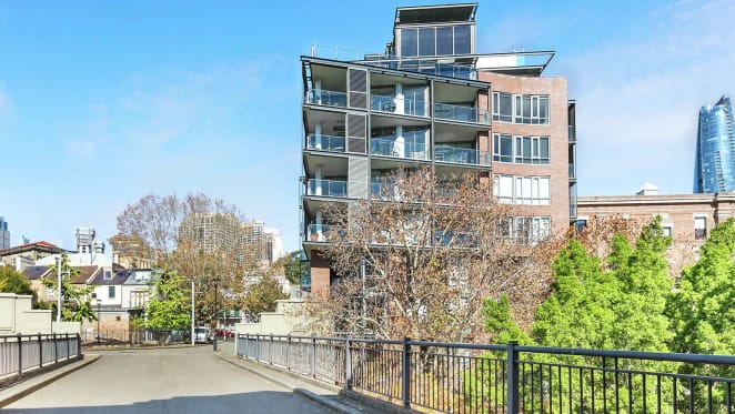Mirvac-built Walsh Bay apartment tops weekend apartment auction sales