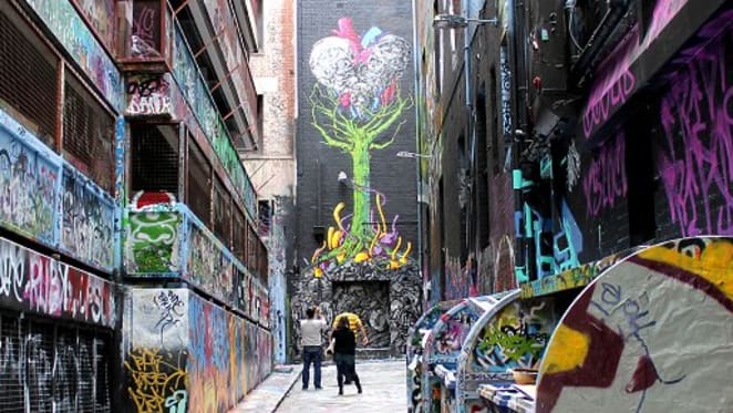 Paint It Black - Hosier Lane reborn