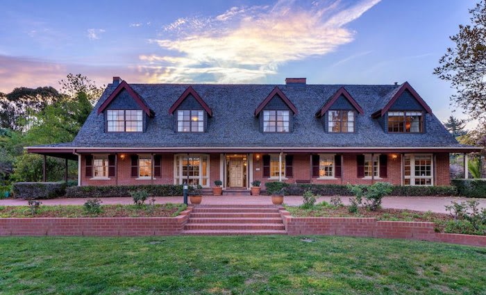 Canberra's auction record broken with $5.85 million Red Hill sale