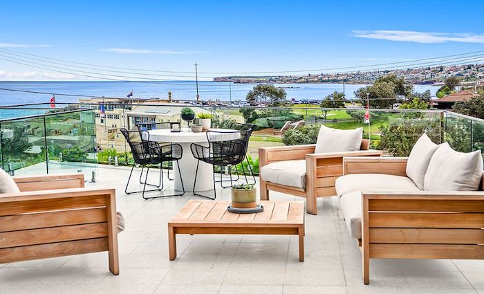 Luxury beachfront house in Clovelly sold