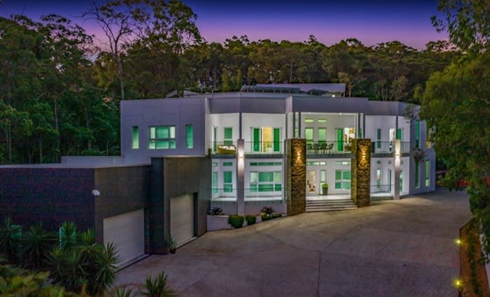 Elevated six-bedroom trophy home in Shailer Park for sale