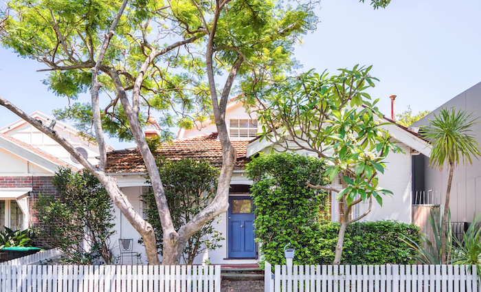 Actor Sam Neill lists his long time Double Bay home