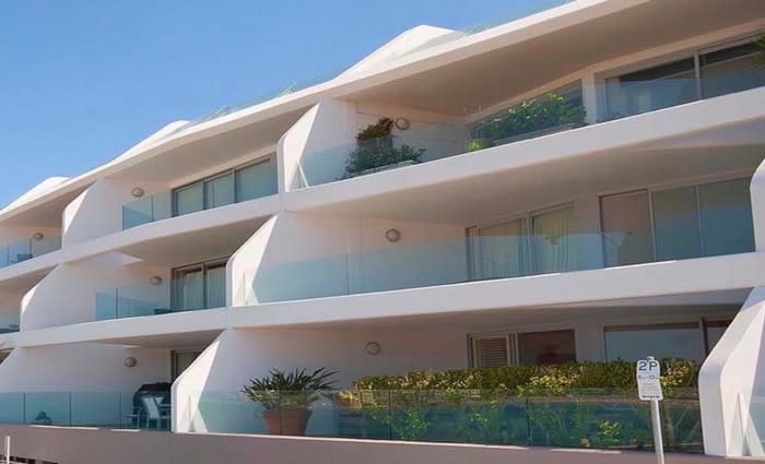Triangl swimwear founder Craig Ellis and wife Erin Deering buy $5 million Bondi Beach apartment
