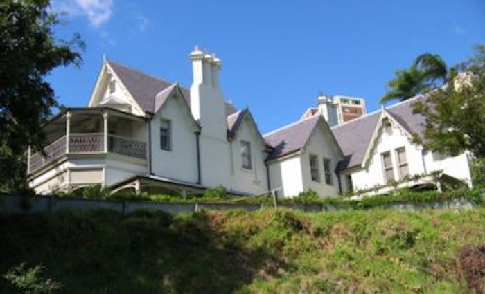 Paul Espie's Darling Point trophy home, Callooa listed