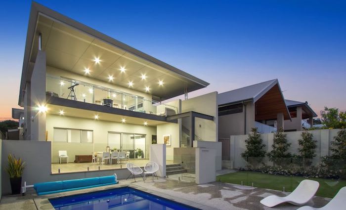 Channel 7's Monika Kos and Grant Willesee upgrade in Perth