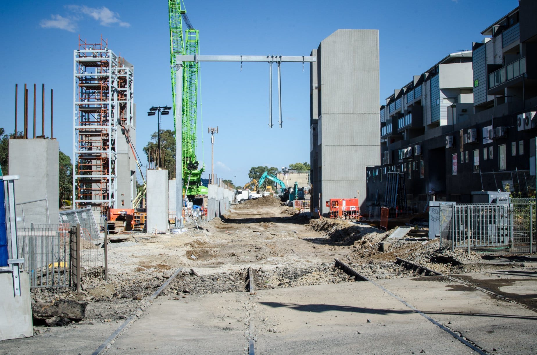 Metro Tunnel changes spark new planning amendment while level crossing removals power on