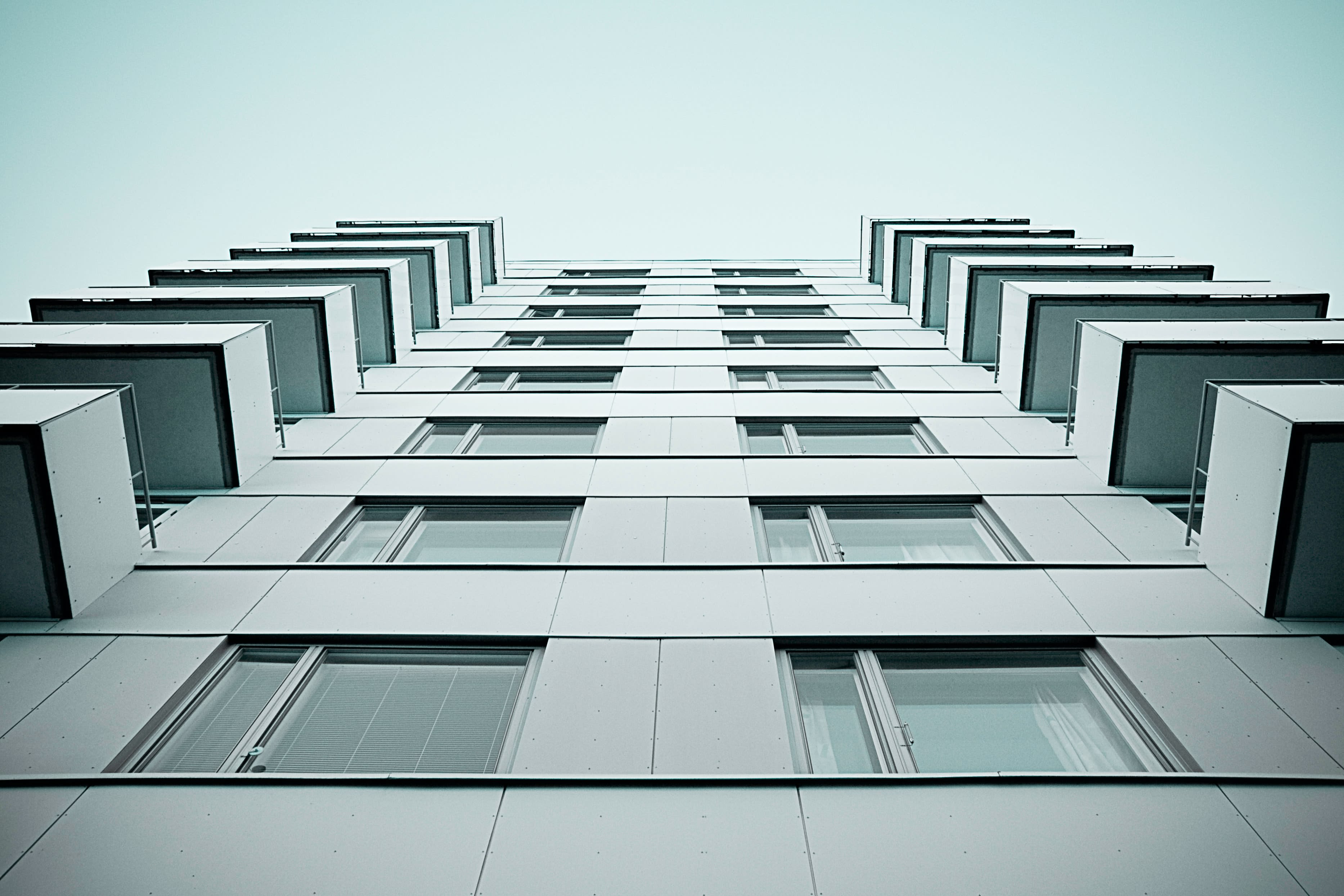 OPINION: Buying an off-the-plan apartment? 3 red flags lenders are watching out for, and you should too