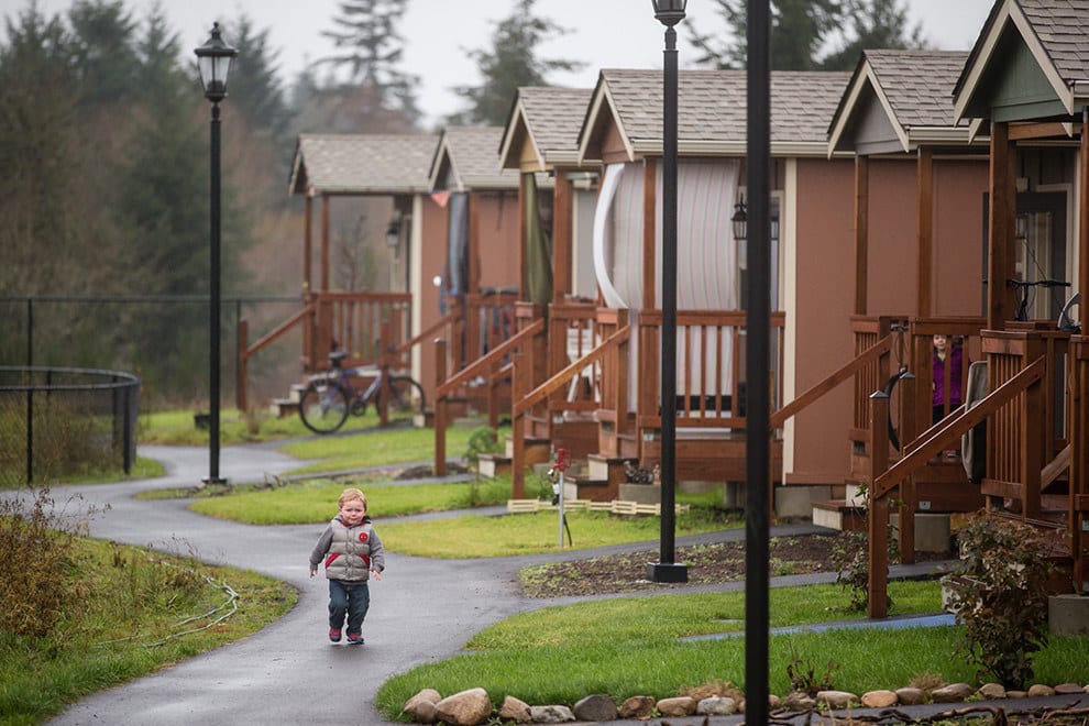 Australians love tiny houses, so why aren't more of us living in them?