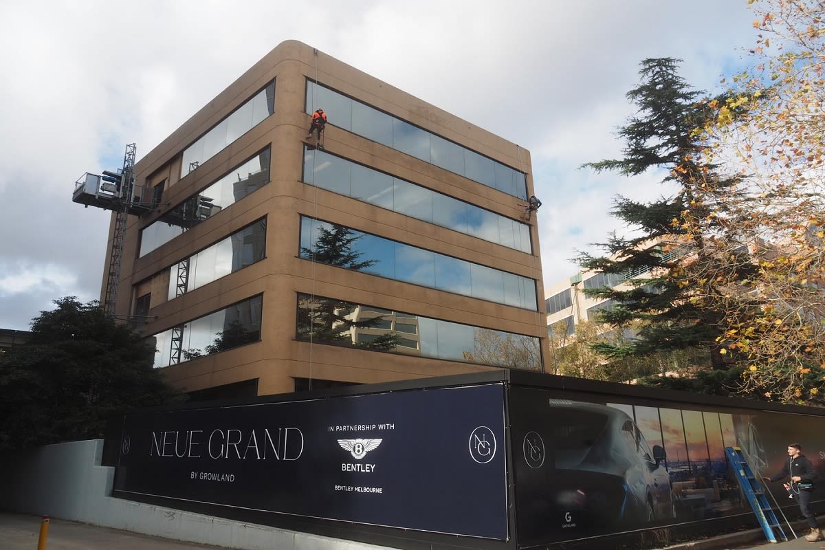 Latest construction update for Neue Grand. Image by redden from skyscrapercity.com