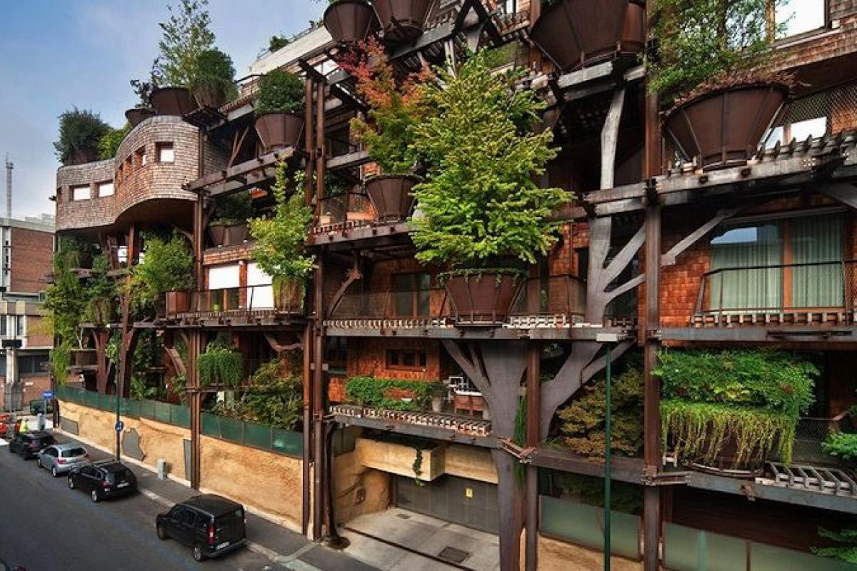 Exploring the merits of a vertical forest: has it a lasting place in Melbourne? Exploring the merits of a vertical forest: has it a lasting place in Melbourne?