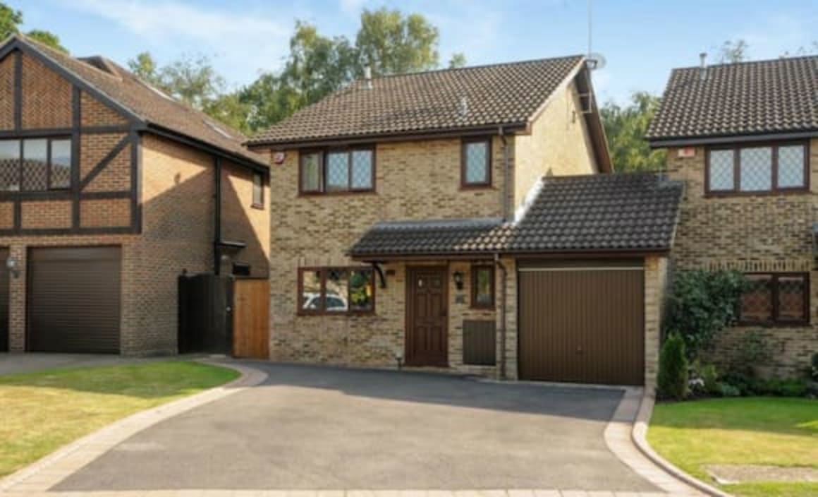 Top 10 most viewed properties across the UK during 2016