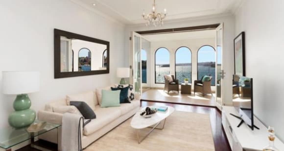 London-based expat sells two adjoining Elizabeth Bay waterfront apartments for $5.5 million